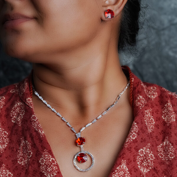 NECKLACE-9011_4-1.jpg