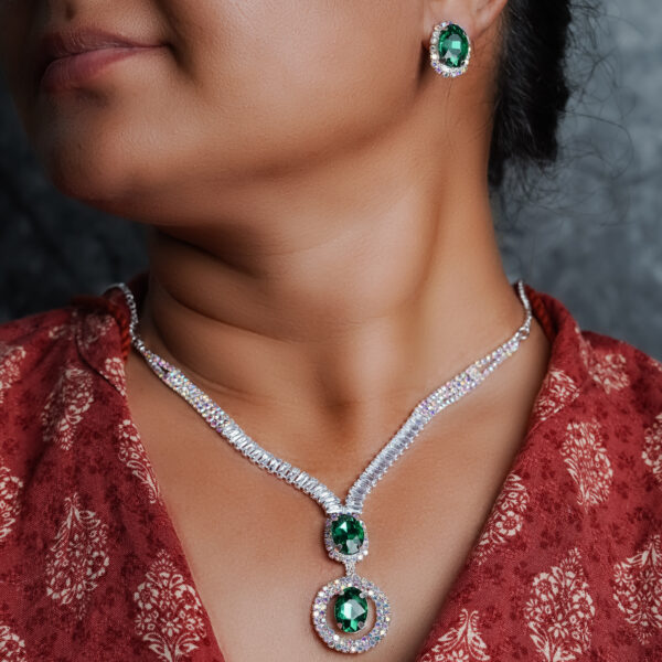 NECKLACE-9012_4-1.jpg