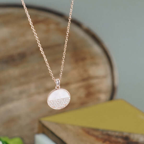 NECKLACE-9030_3-1.jpg NECKLACE-9030_3-1.jpg