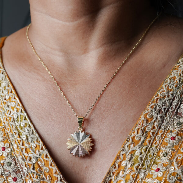 NECKLACE-9032_5-1.jpg NECKLACE-9032_5-1.jpg