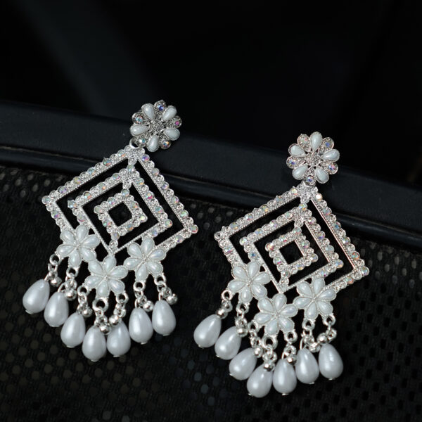 JUMKA_0253_3-1.jpg JUMKA_0253_3-1.jpg