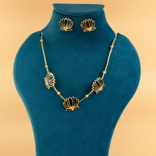 NECKLACE9074_1