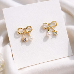Bow Design With Beautiful Pearl For Women and Girls