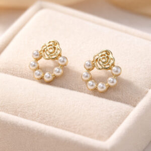 Flower Design With Small White Pearl Stud Earrings For Women & Girls