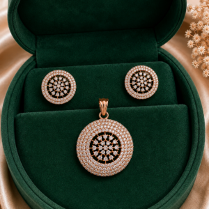 Designer Buti-pendant Set for women and Girls.