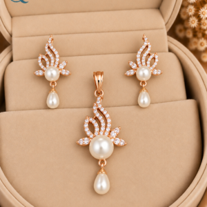 Designer Buti-pendant Set for women and Girls.