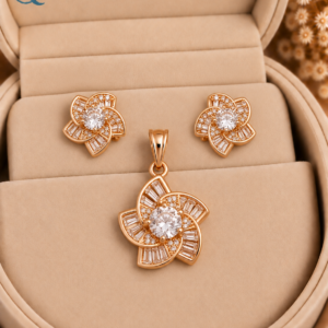 Designer Buti-pendant Set for women and Girls.