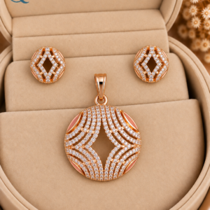 Designer Buti-pendant Set for women and Girls.
