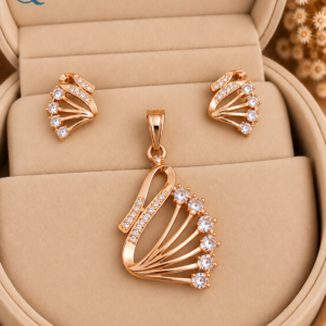 Designer Buti-pendant Set for women and Girls.