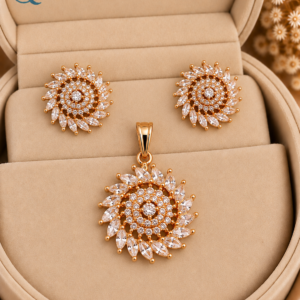 Designer Buti-pendant Set for women and Girls.